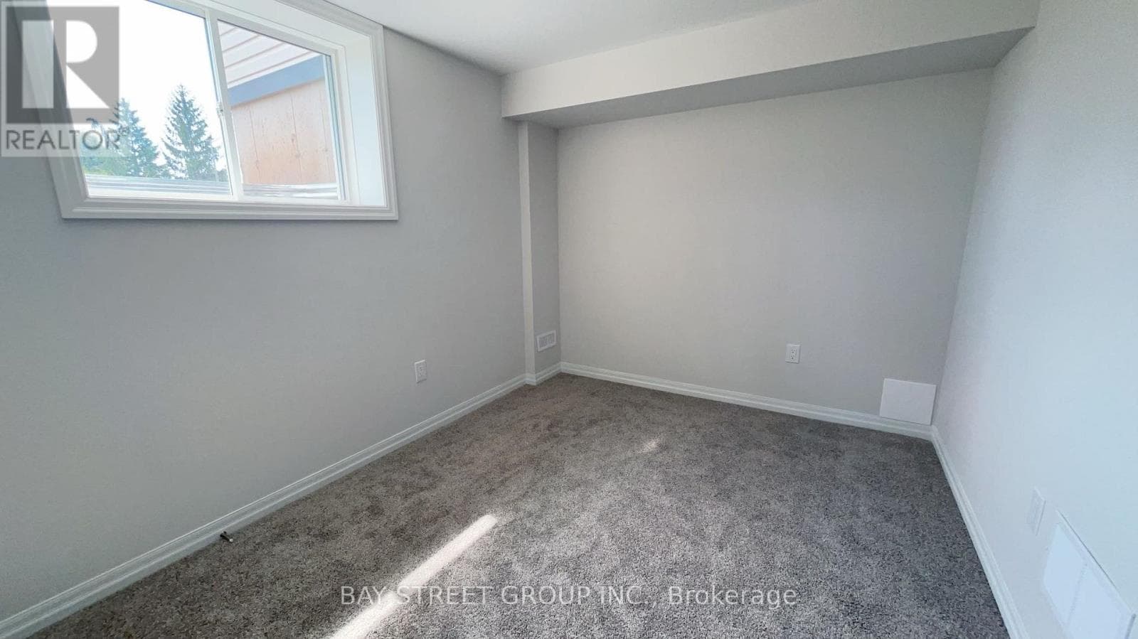 Single Family at Lower- 75 Hillcrest Road, Port Colborne (Main Street), Ontario - Photo 7 - RE/MAX Garden City Realty