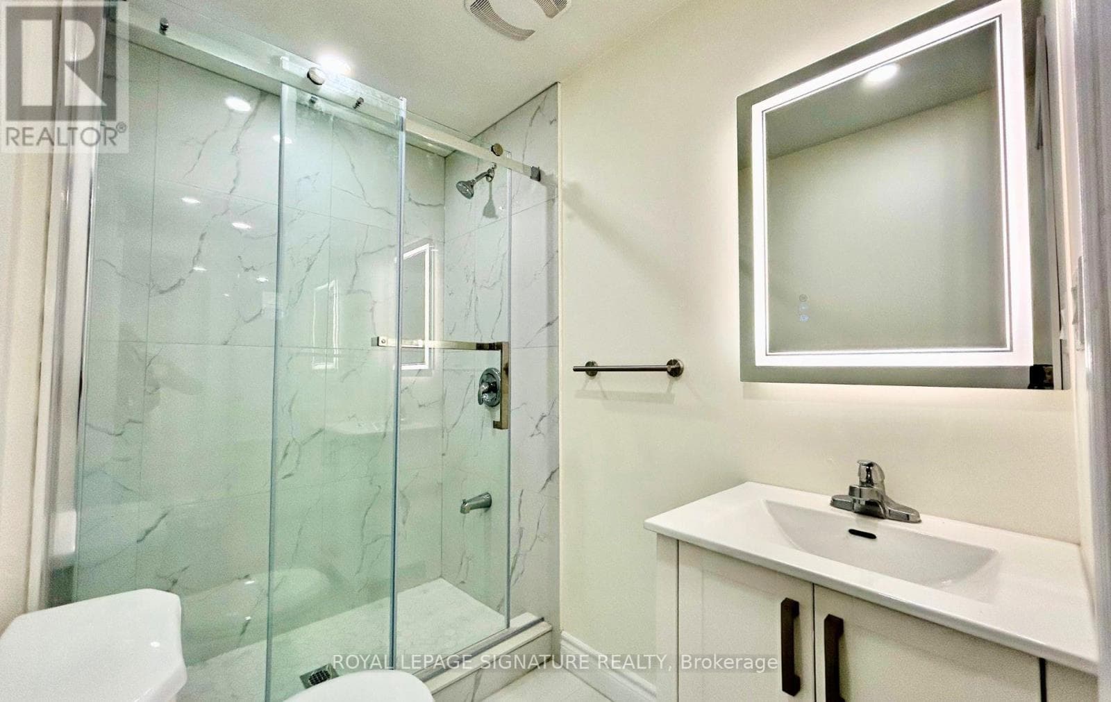 Single Family at Bsmt- 214 Flood Avenue, Clarington (Newcastle), Ontario - Photo 5 - RE/MAX Garden City Realty