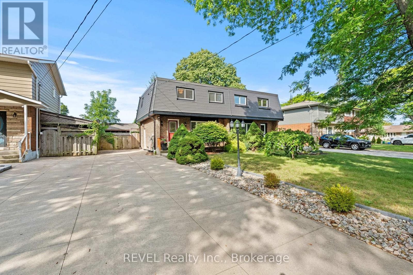 28 Black Knight Road