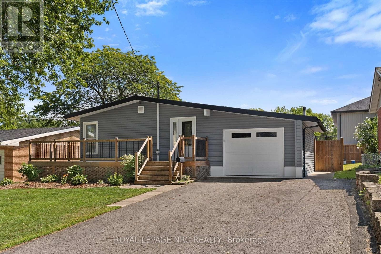 64 Welland Street