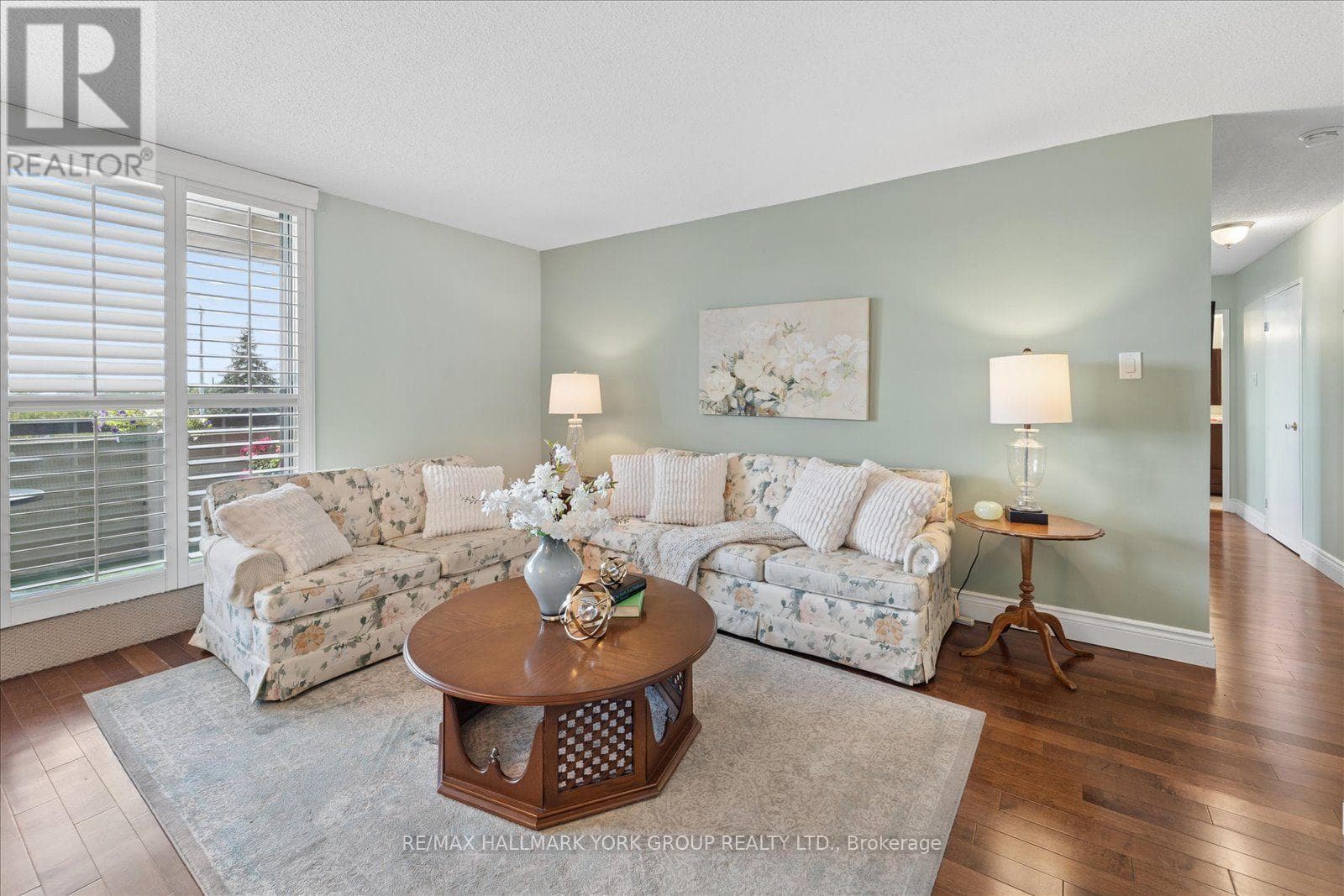 Single Family at 405- 20 William Roe Boulevard, Newmarket (Central Newmarket), Ontario - Photo 9 - RE/MAX Garden City Realty