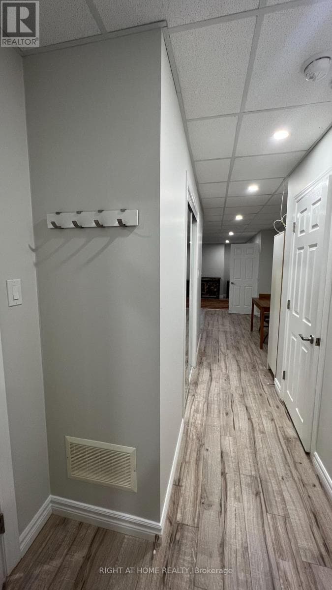 Single Family at 9 Claudview Street, King (King City), Ontario - Photo 9 - RE/MAX Garden City Realty