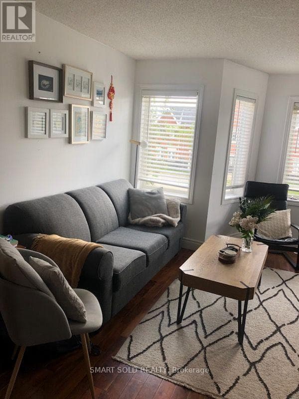 Single Family at 45- 1751 Lampman Avenue, Burlington (Uptown), Ontario - Photo 6 - RE/MAX Garden City Realty
