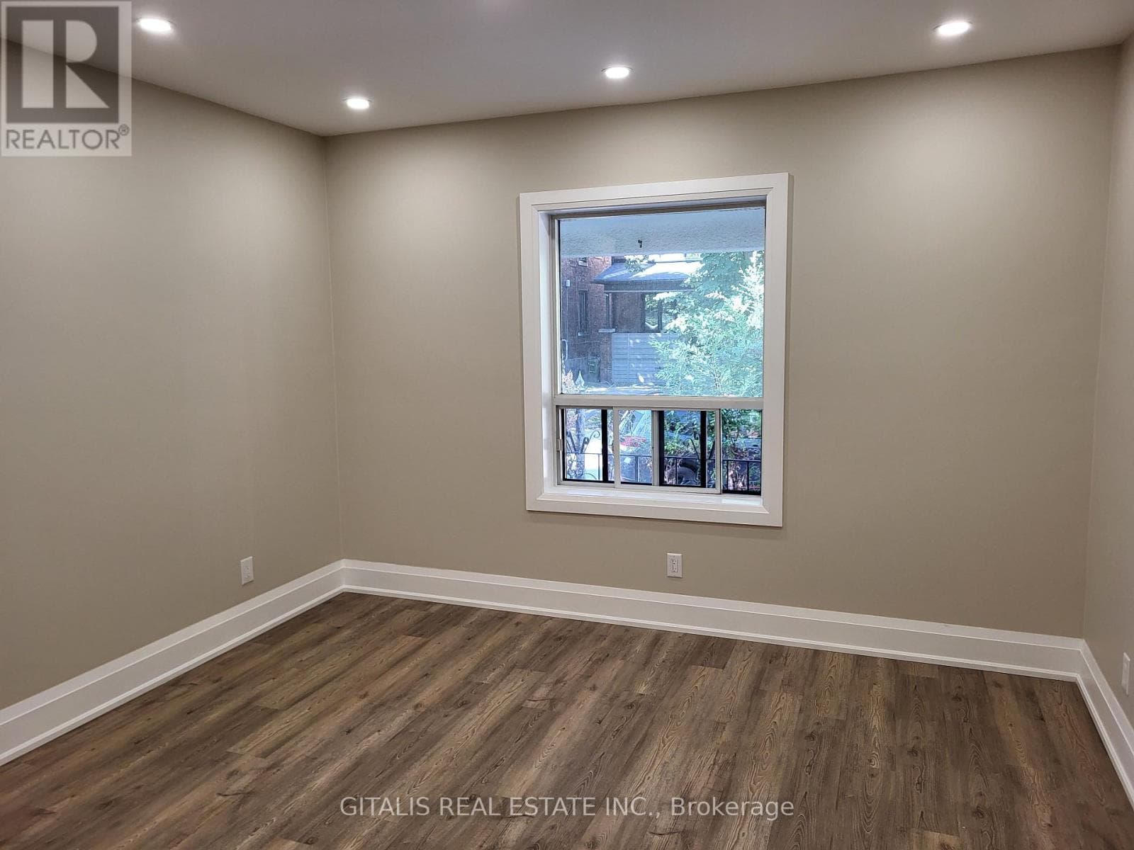 Single Family at Main Floor- 195 Oakmount Road, Toronto (High Park North), Ontario - Photo 4 - RE/MAX Garden City Realty