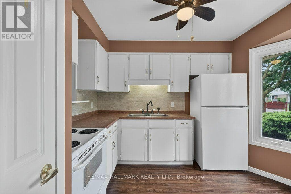 Single Family at 1- 75 Ventura Drive, St. Catharines (Haig), Ontario - Photo 6 - RE/MAX Garden City Realty