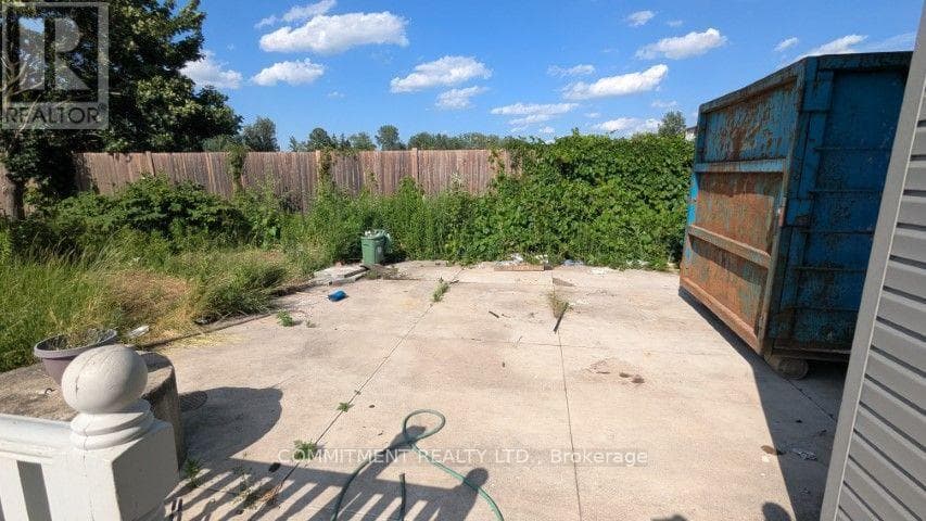 Single Family at 1988 River Road, London East (East A), Ontario - Photo 10 - RE/MAX Garden City Realty