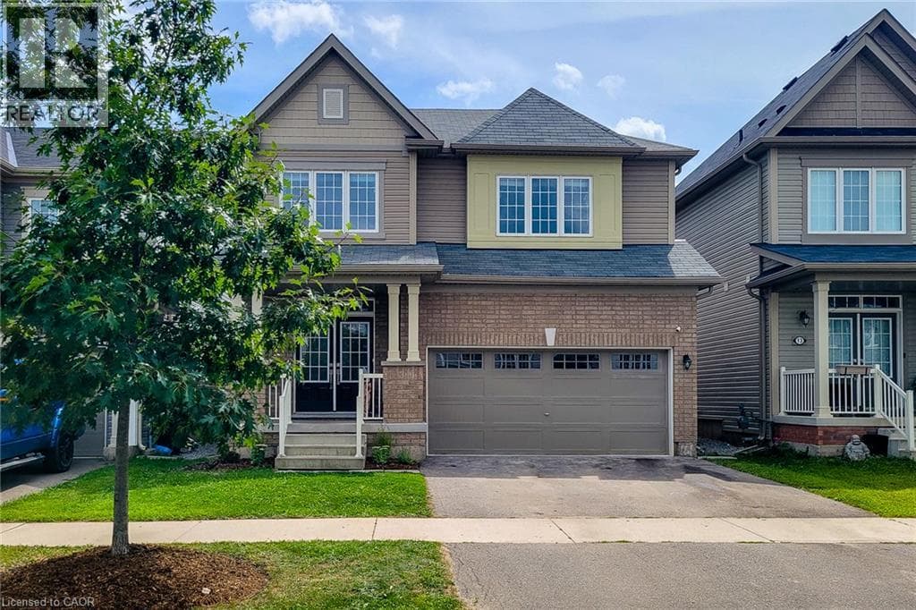 Single Family at 11 ESTHER Crescent, Thorold, Ontario - Photo 2 - RE/MAX Garden City Realty