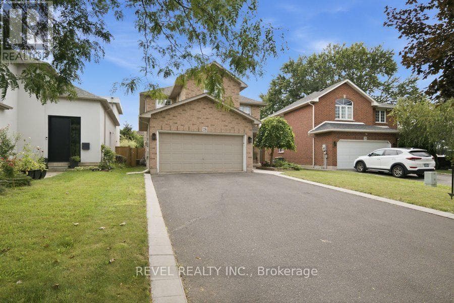 Single Family at 28 Lake Street, Grimsby (Grimsby Beach), Ontario - Photo 4 - RE/MAX Garden City Realty