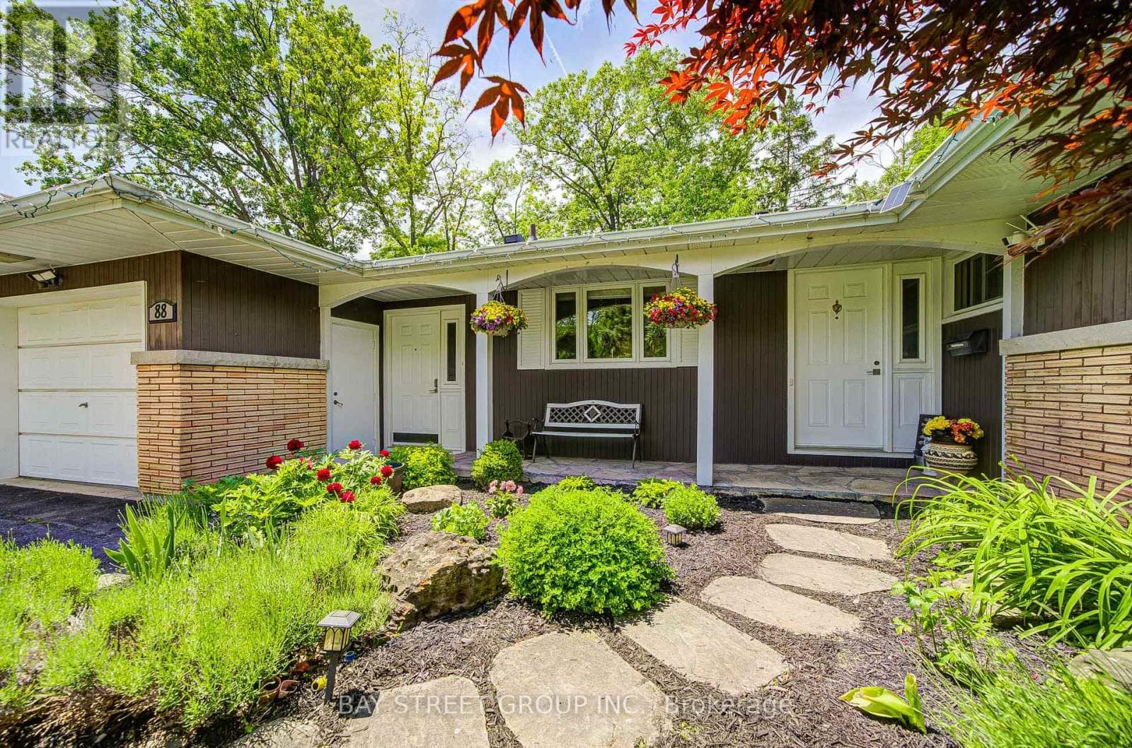 88 MARSDALE Drive