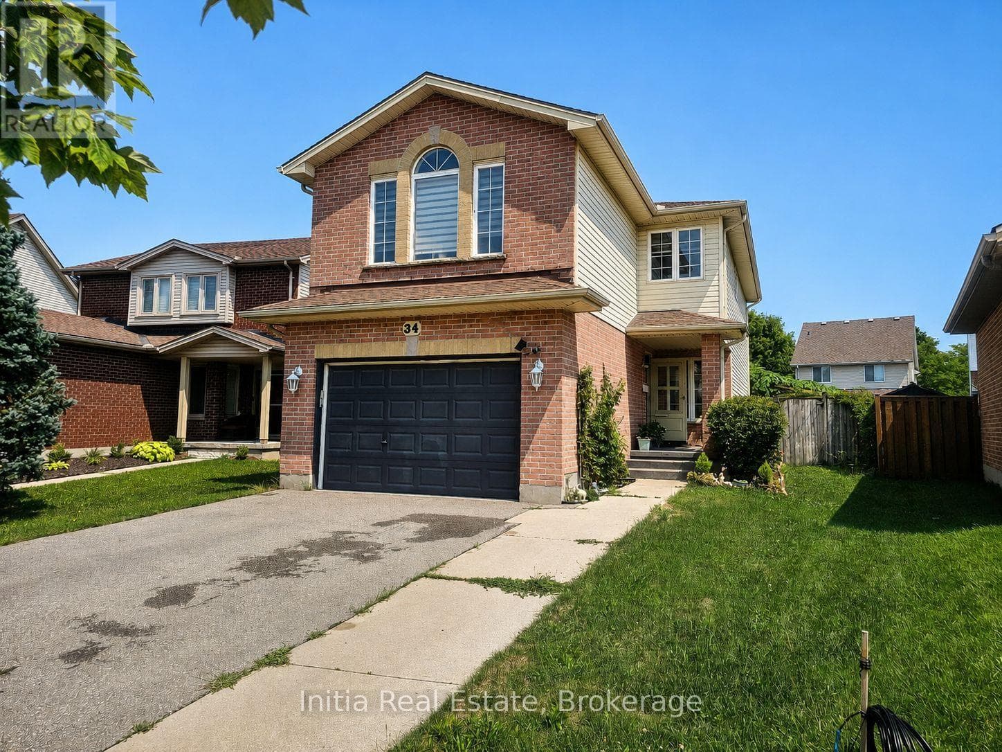Single Family at 34 Bellrock Crescent, London East (East D), Ontario - Photo 2 - RE/MAX Garden City Realty