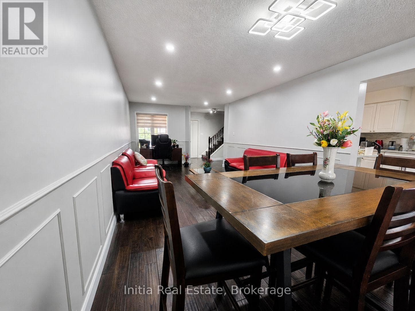 Single Family at 34 Bellrock Crescent, London East (East D), Ontario - Photo 9 - RE/MAX Garden City Realty