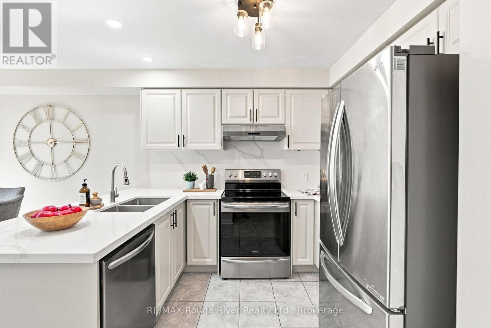 Single Family at 14 Tormina Boulevard, Whitby (Taunton North), Ontario - Photo 9 - RE/MAX Garden City Realty