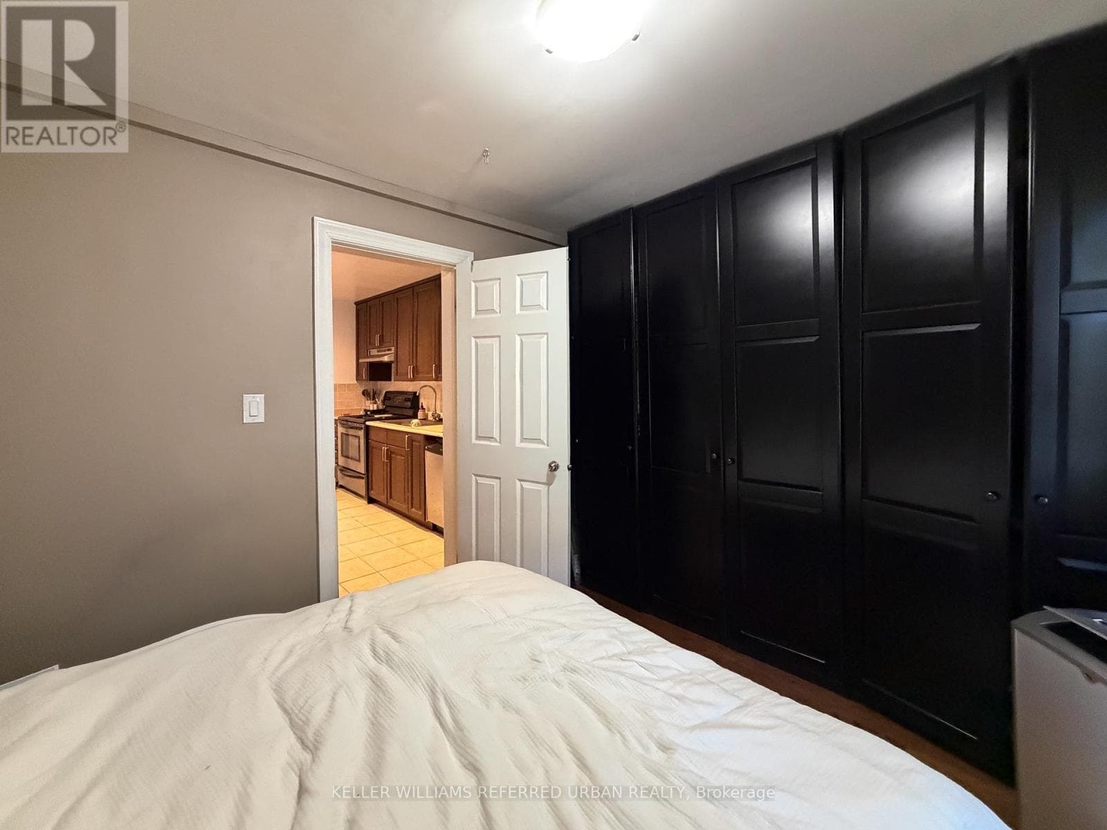 Single Family at Main- 429 Ossington Avenue, Toronto (Trinity-Bellwoods), Ontario - Photo 5 - RE/MAX Garden City Realty