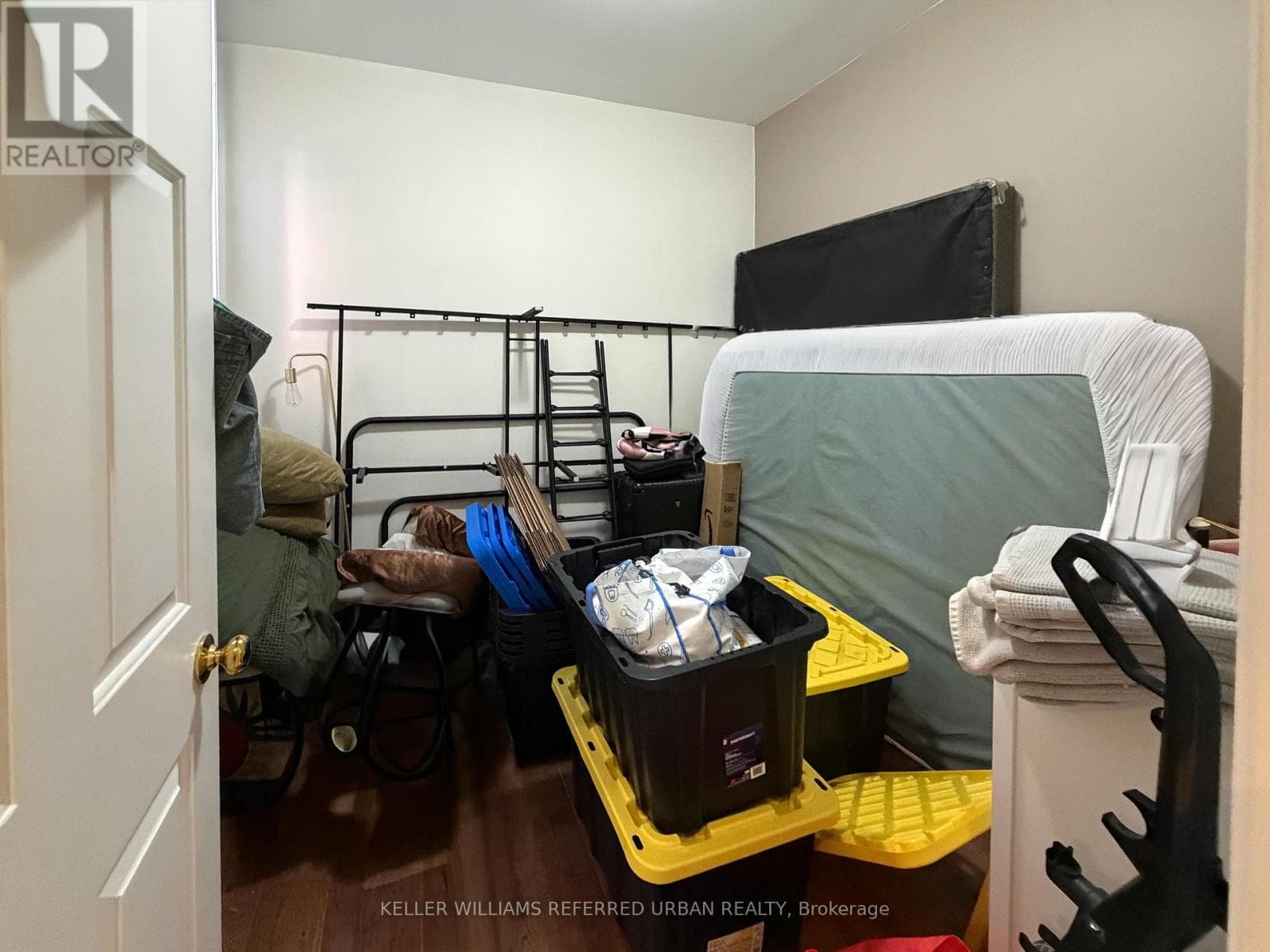 Single Family at Main- 429 Ossington Avenue, Toronto (Trinity-Bellwoods), Ontario - Photo 8 - RE/MAX Garden City Realty