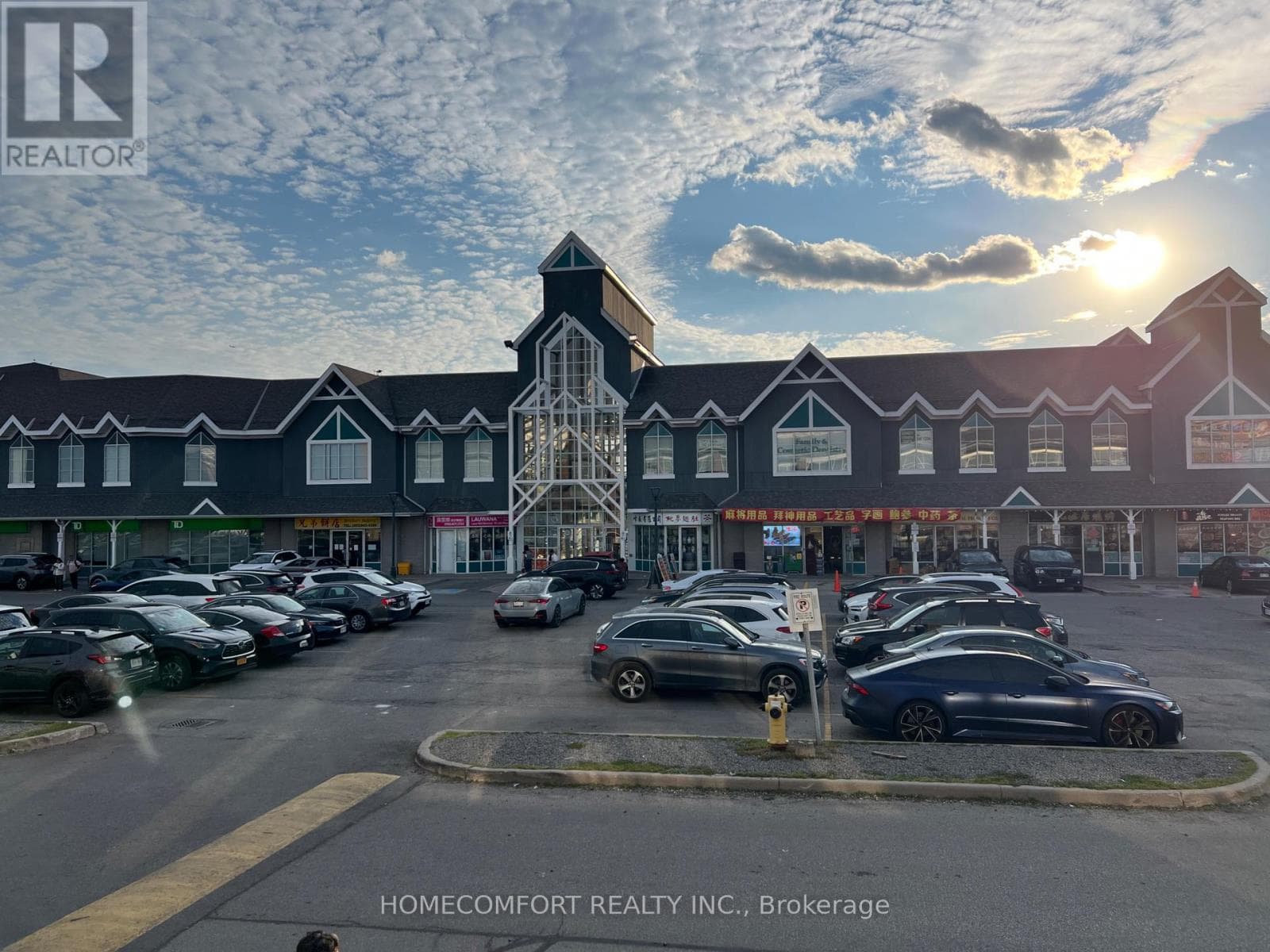 Retail at E25- 4300 Steeles Avenue, Markham (Milliken Mills East), Ontario - Photo 7 - RE/MAX Garden City Realty