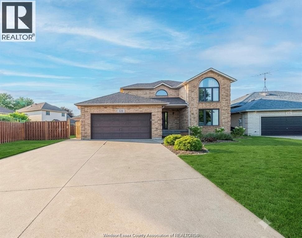 Single Family at 120 HAMPTON Crescent, Windsor, Ontario - Photo 3 - RE/MAX Garden City Realty