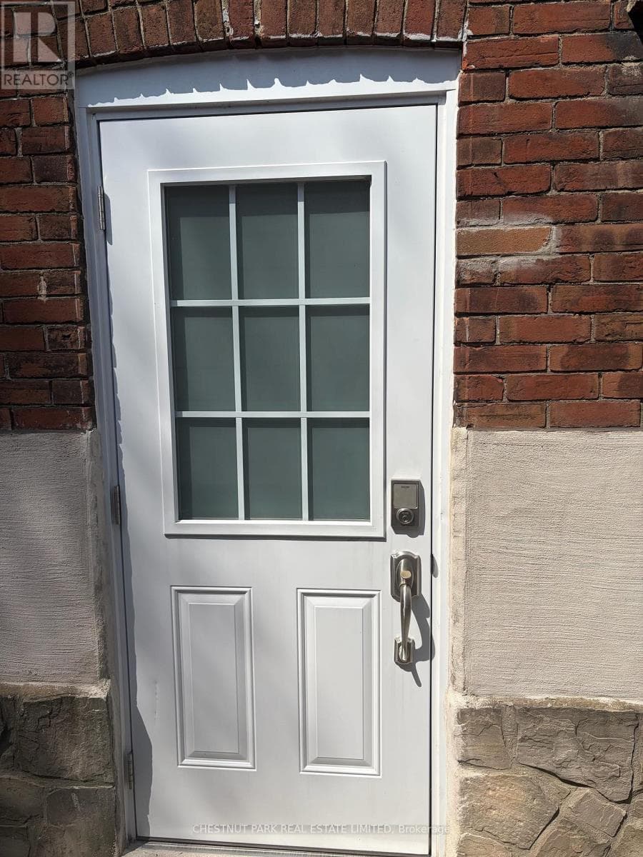 15 Denison Road