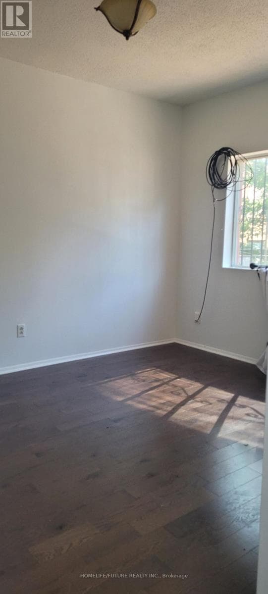 Single Family at 2nd Floor- 697 College Street, Toronto (Trinity-Bellwoods), Ontario - Photo 6 - RE/MAX Garden City Realty
