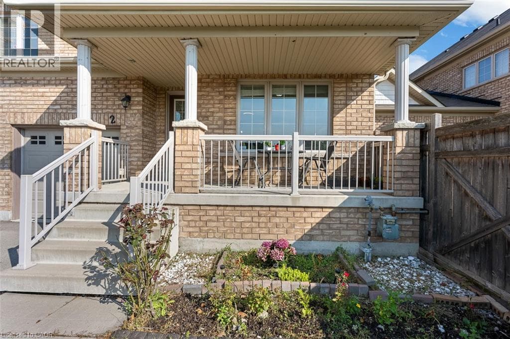 Single Family at 2 DURHAM Way, Niagara-on-the-Lake, Ontario - Photo 4 - RE/MAX Garden City Realty