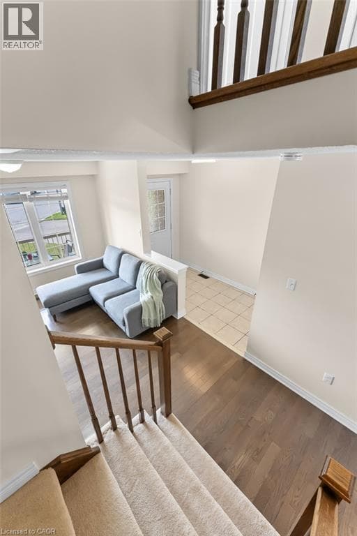Single Family at 2 DURHAM Way, Niagara-on-the-Lake, Ontario - Photo 7 - RE/MAX Garden City Realty
