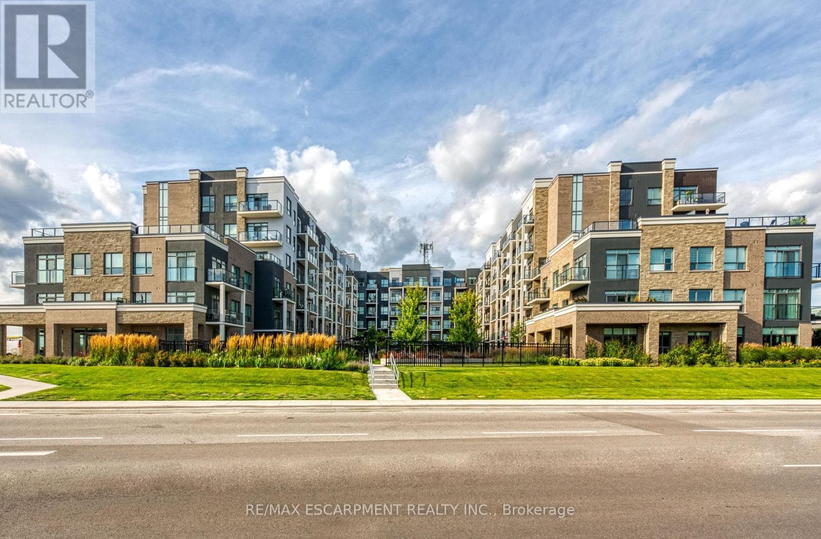 441- 5055 Greenlane Road