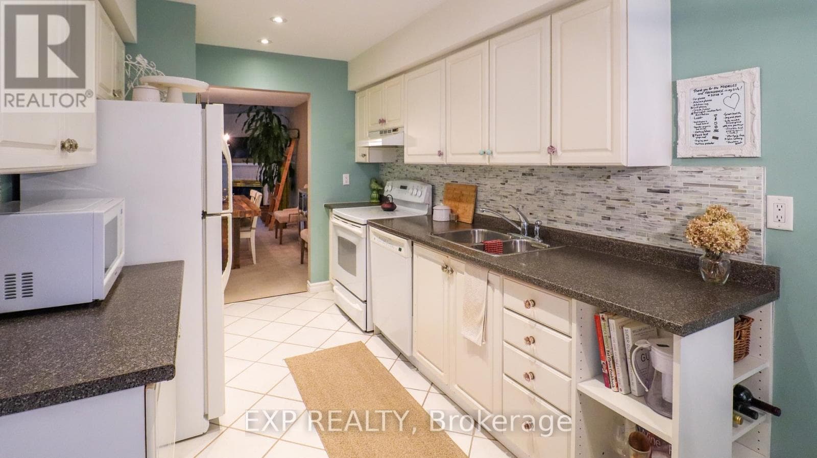 Single Family at 224- 2110 Cleaver Avenue, Burlington (Headon), Ontario - Photo 6 - RE/MAX Garden City Realty