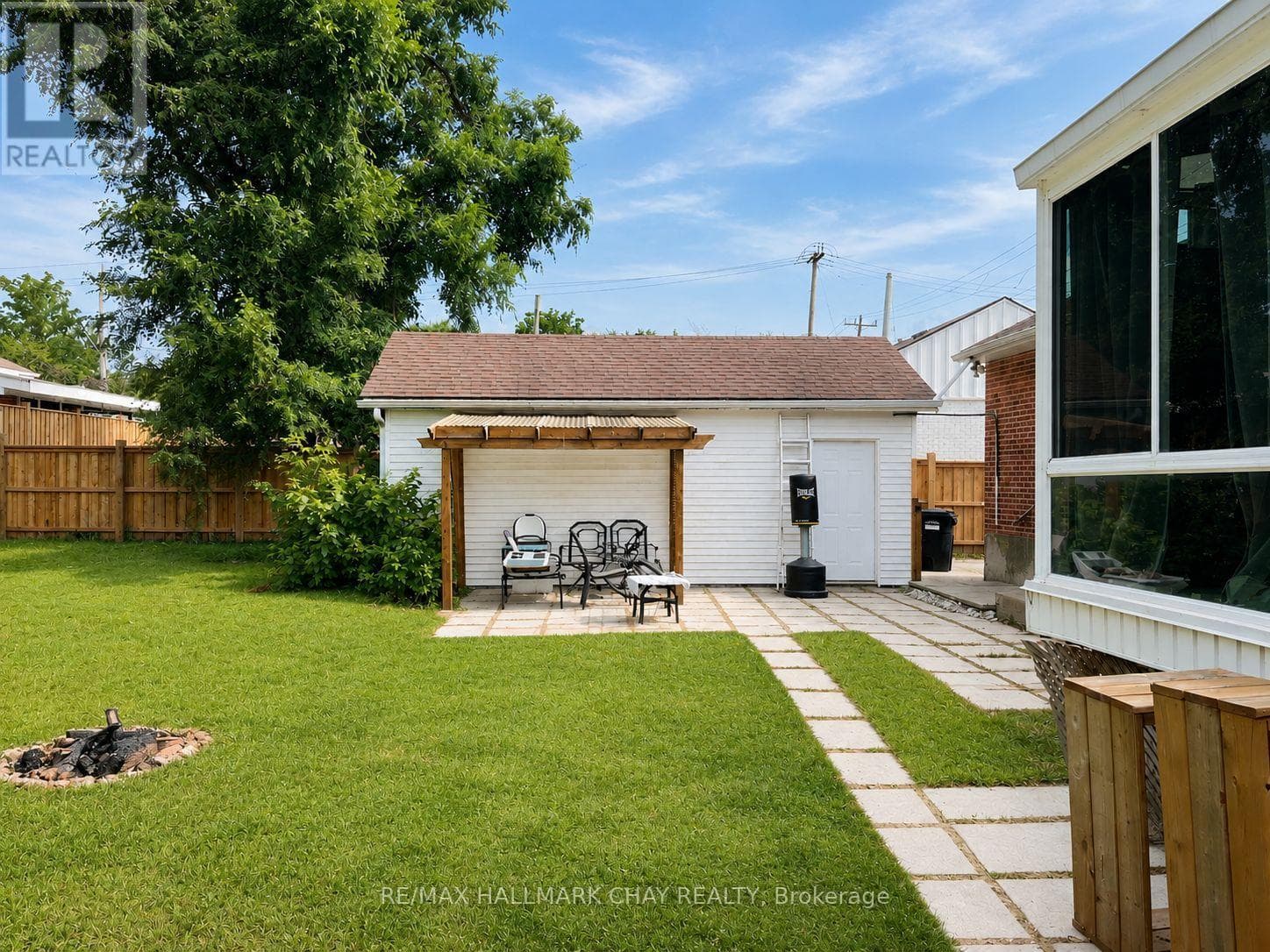 Single Family at 193 St Vincent Street, Barrie (Wellington), Ontario - Photo 2 - RE/MAX Garden City Realty