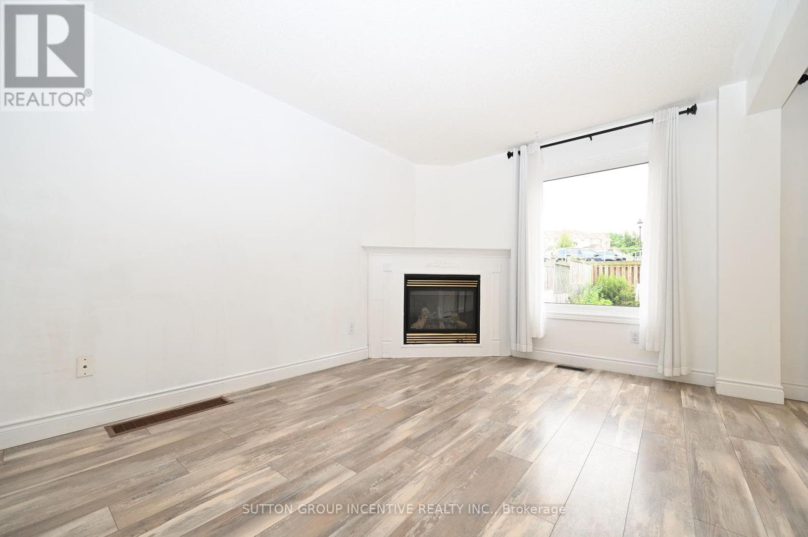 Single Family at 233 Stanley Street, Barrie (East Bayfield), Ontario - Photo 4 - RE/MAX Garden City Realty