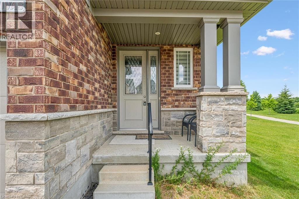 Single Family at 153 RIVERTRAIL Avenue, Kitchener, Ontario - Photo 3 - RE/MAX Garden City Realty