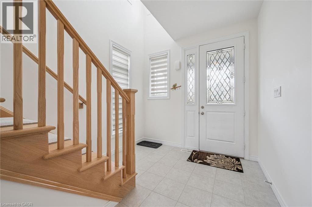 Single Family at 153 RIVERTRAIL Avenue, Kitchener, Ontario - Photo 4 - RE/MAX Garden City Realty