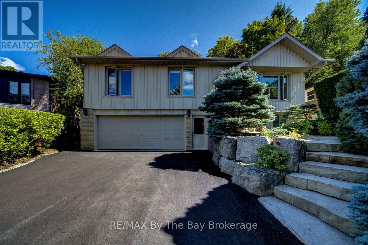50 Hilltop Court