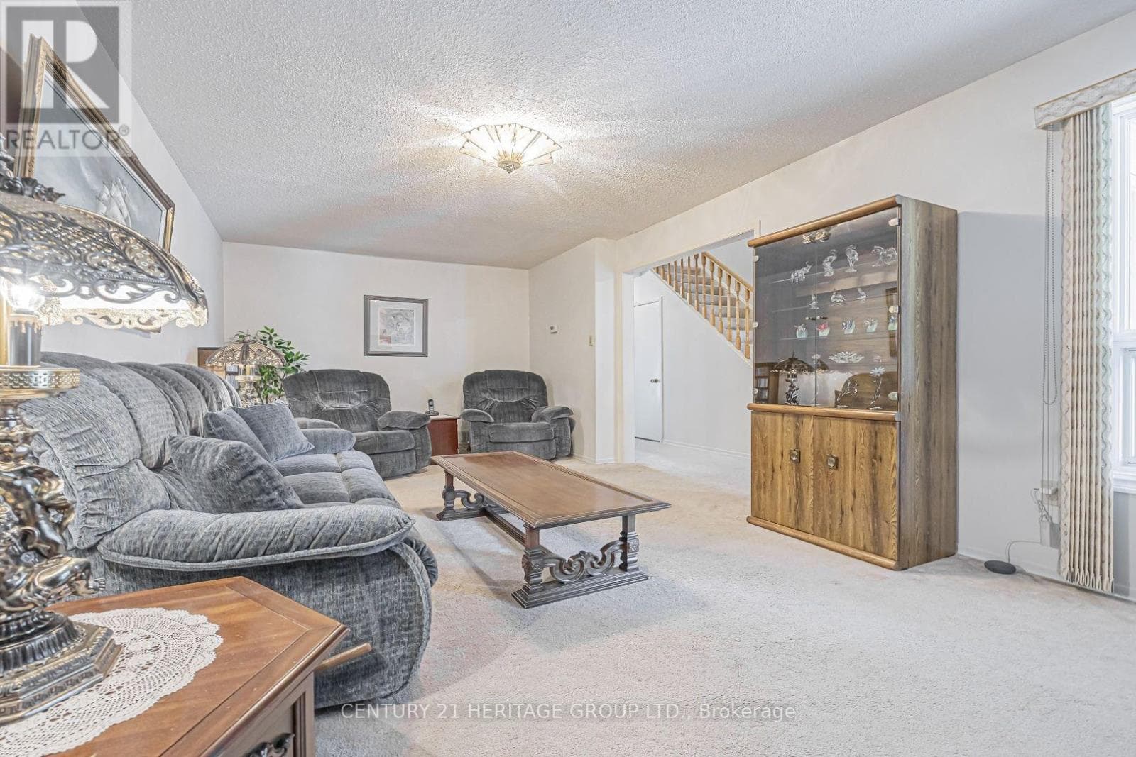 Single Family at 10 Woodhall Road, Markham (Milliken Mills East), Ontario - Photo 8 - RE/MAX Garden City Realty