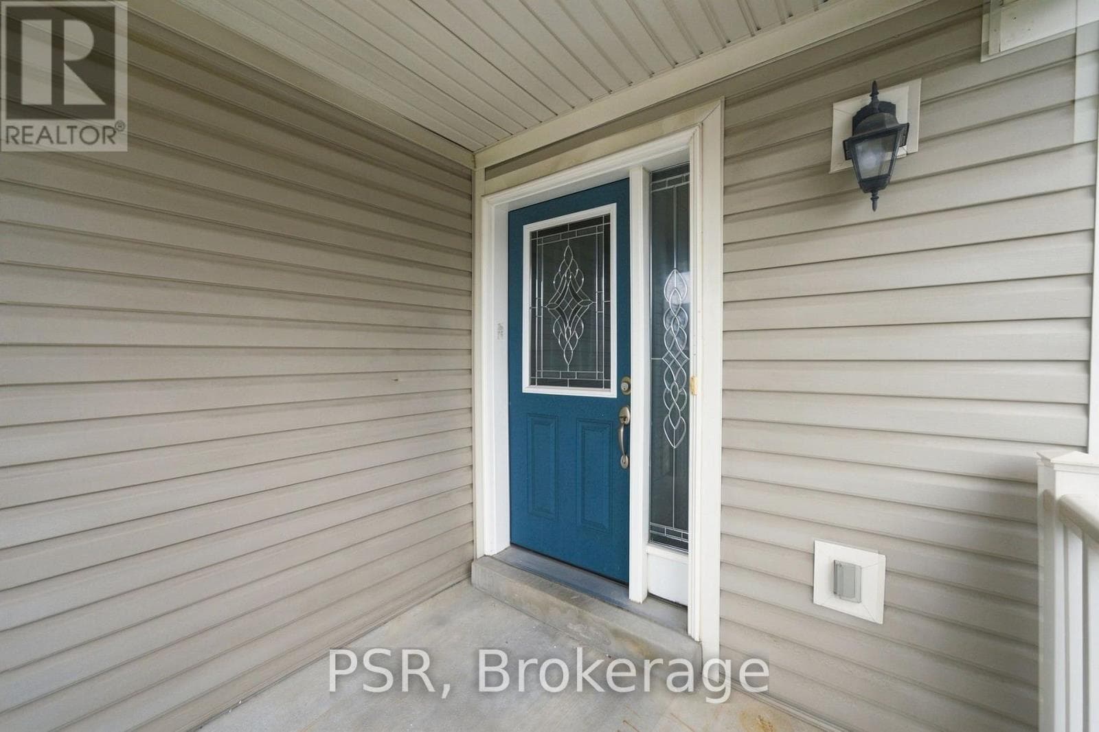 Single Family at 774 Mccue Drive, Oshawa (Taunton), Ontario - Photo 4 - RE/MAX Garden City Realty