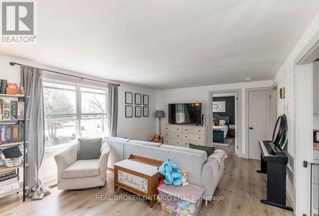 Multi-family at Upper- 23 Second Street, New Tecumseth (Beeton), Ontario - Photo 3 - RE/MAX Garden City Realty