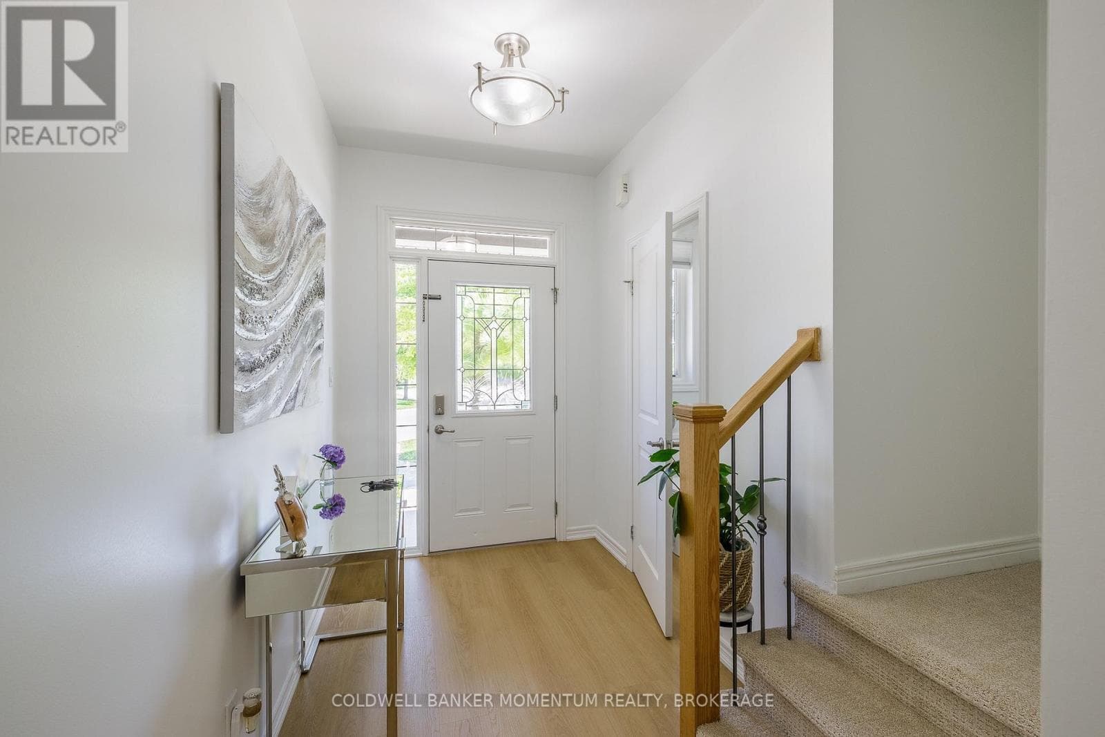 Single Family at 1 HILTS Court, St. Catharines (Oakdale), Ontario - Photo 3 - RE/MAX Garden City Realty