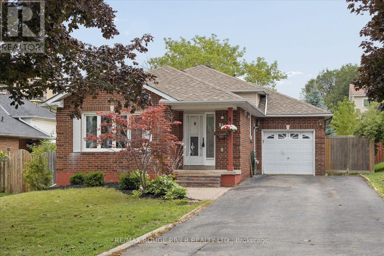 Main- 856 Meadowhill Court
