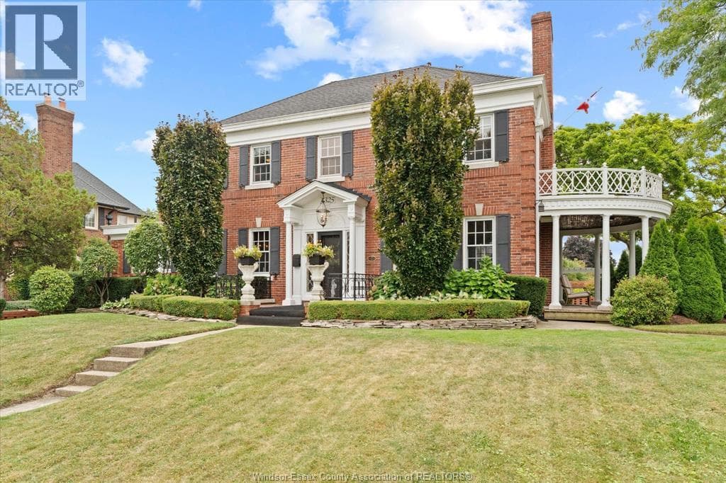 Single Family at 5325 RIVERSIDE Drive, Windsor, Ontario - Photo 4 - RE/MAX Garden City Realty