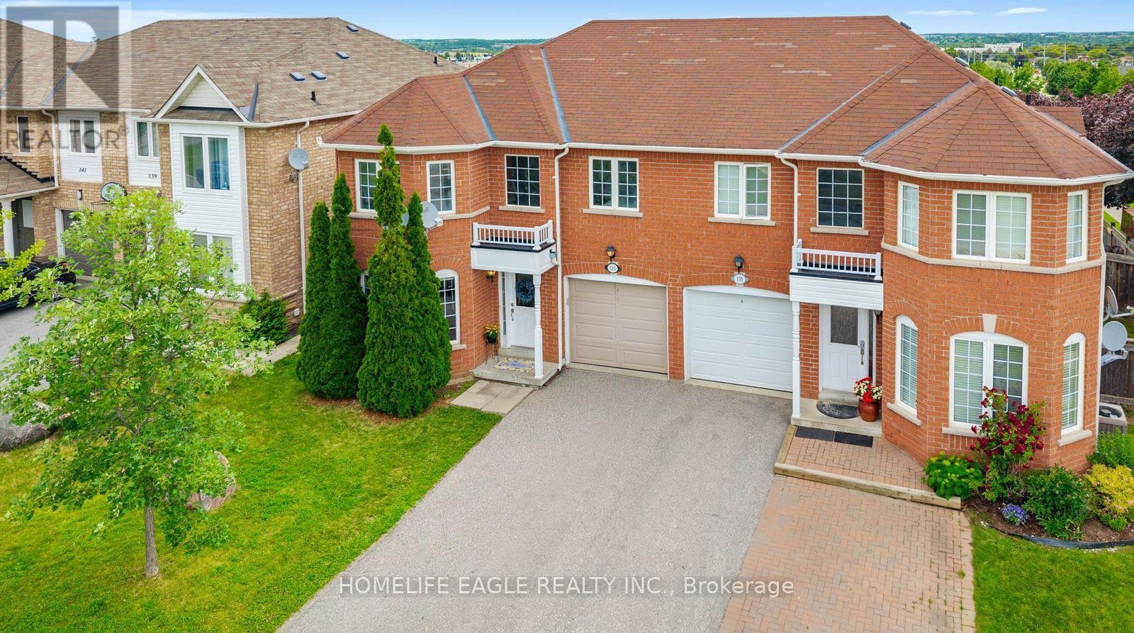 135 Wainscot Avenue