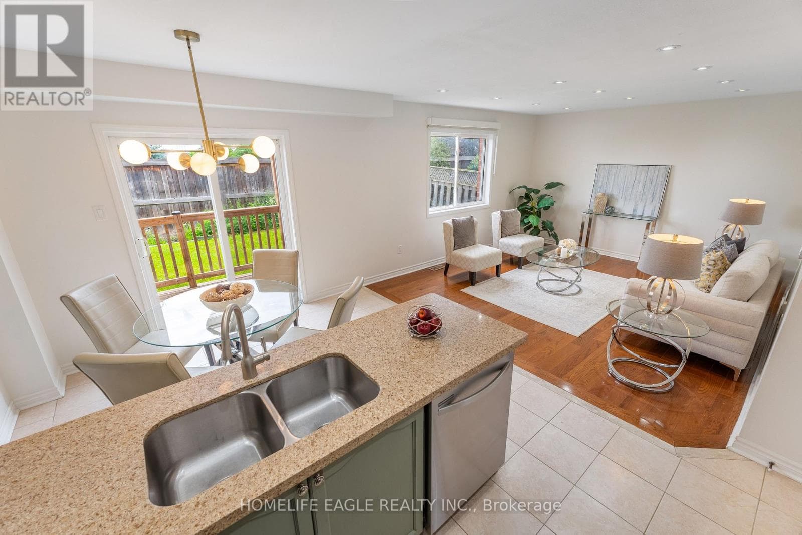 Single Family at 135 Wainscot Avenue, Newmarket (Woodland Hill), Ontario - Photo 4 - RE/MAX Garden City Realty