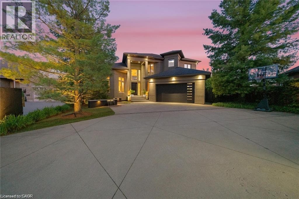 32 KENNY Court