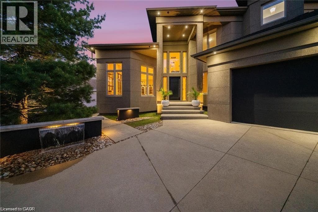 Single Family at 32 KENNY Court, Thorold, Ontario - Photo 2 - RE/MAX Garden City Realty