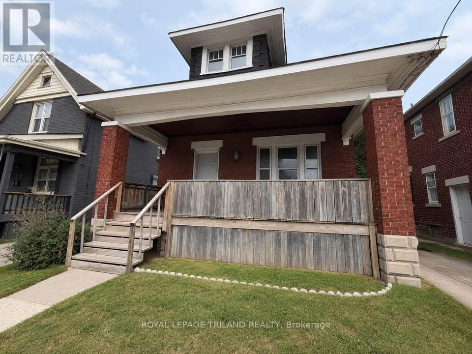 136 Adelaide Street