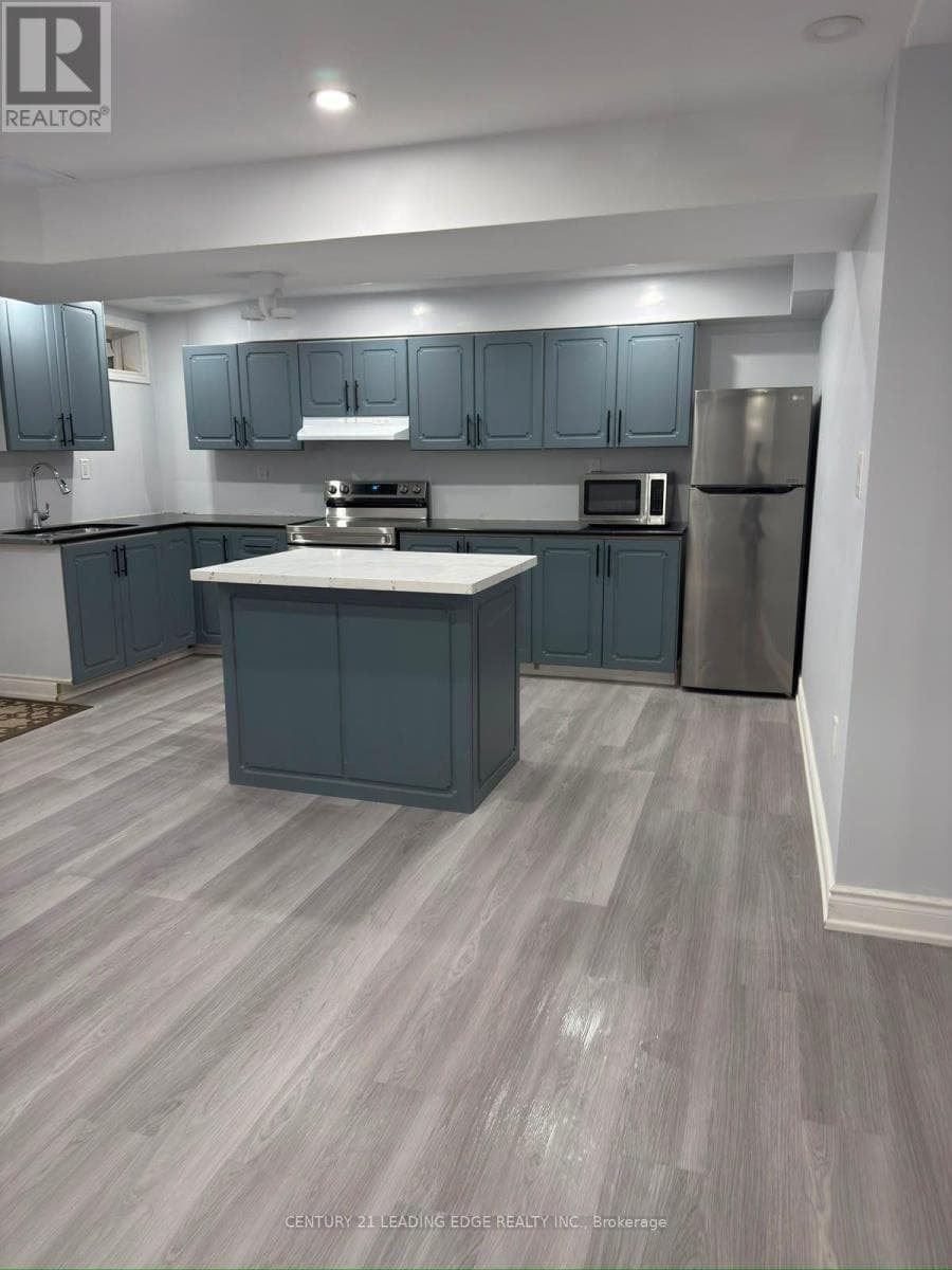 Single Family at 1373 Clearbrook Drive, Oshawa (Taunton), Ontario - Photo 3 - RE/MAX Garden City Realty