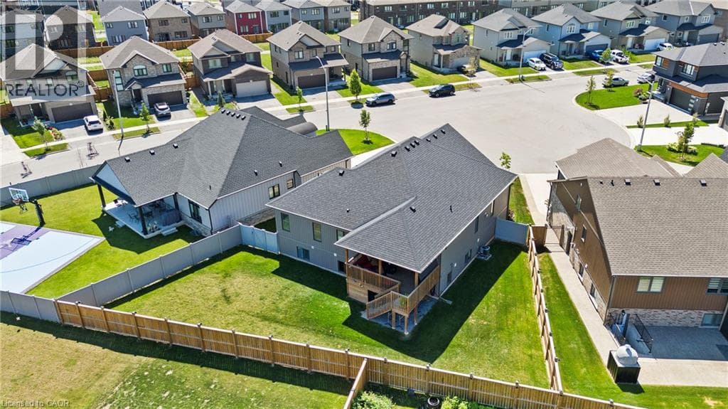 Single Family at 3 DELICIOUS Court, Thorold, Ontario - Photo 3 - RE/MAX Garden City Realty