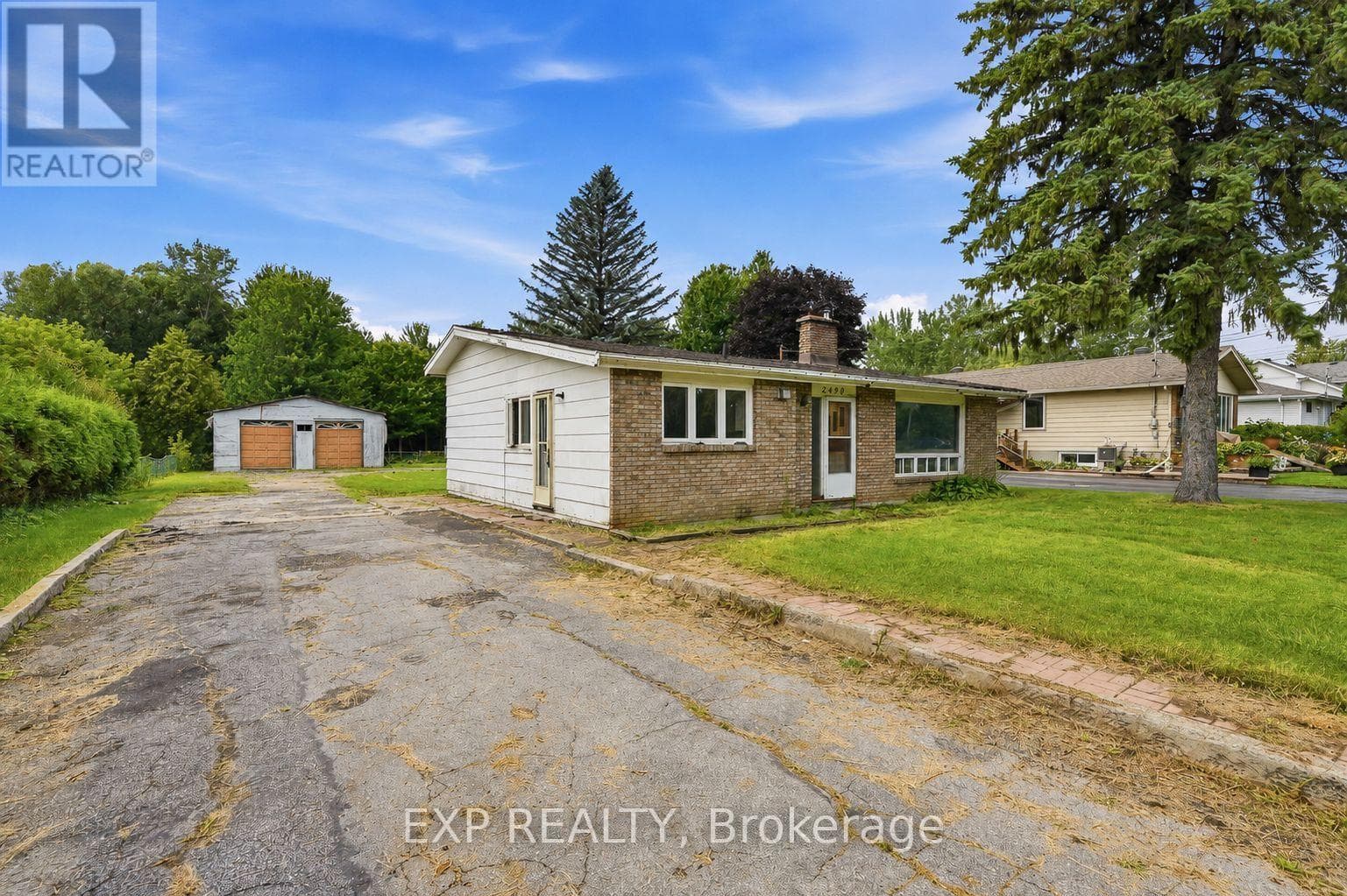 2498 Mer Bleue Road
