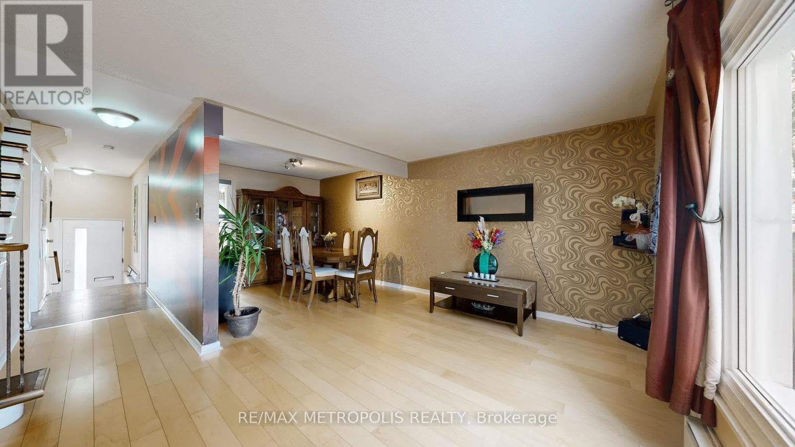 Single Family at 13- 13 Candy Court Way, Toronto (Newtonbrook West), Ontario - Photo 9 - RE/MAX Garden City Realty