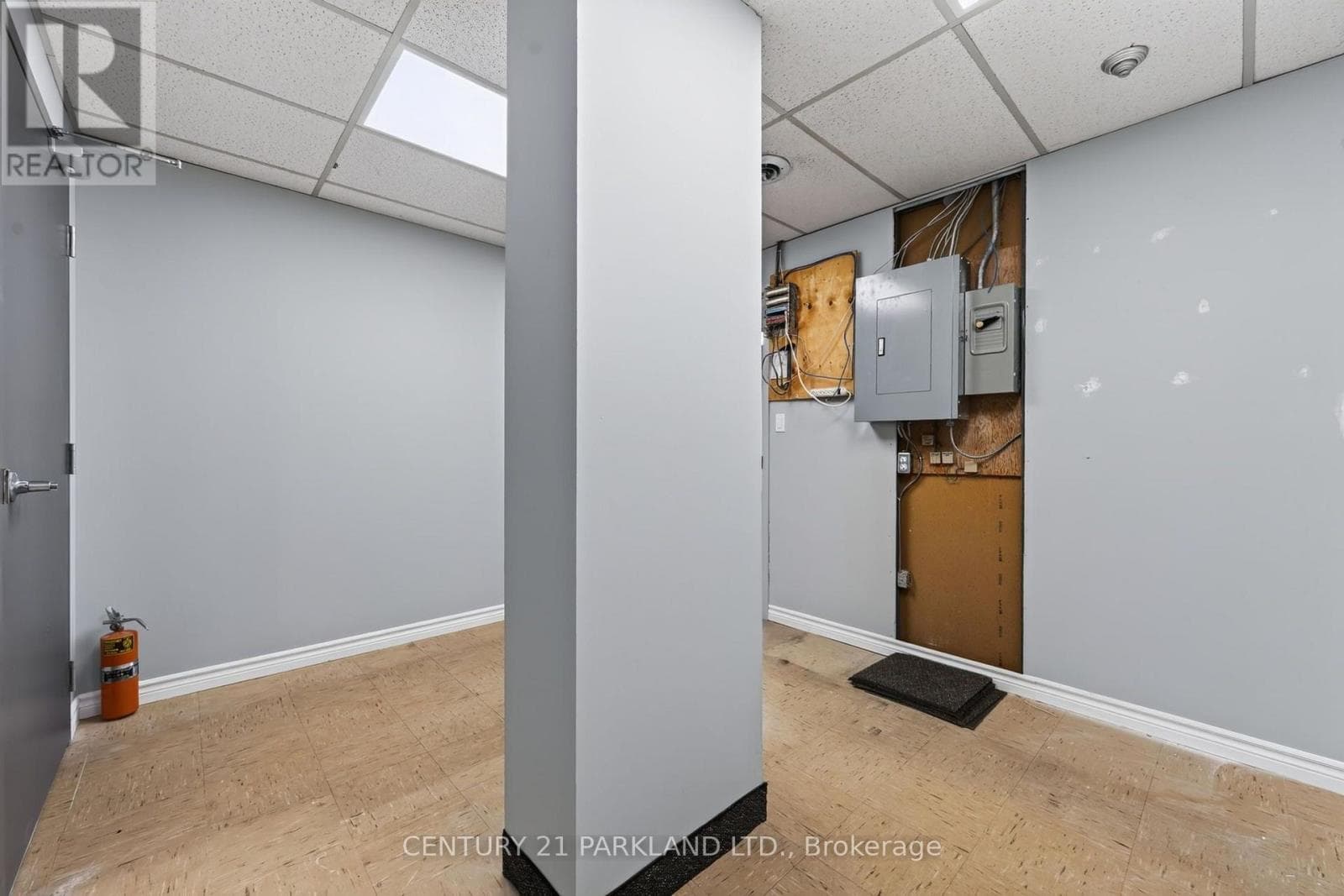 Retail at 203- 292 King Street, Oshawa (McLaughlin), Ontario - Photo 9 - RE/MAX Garden City Realty