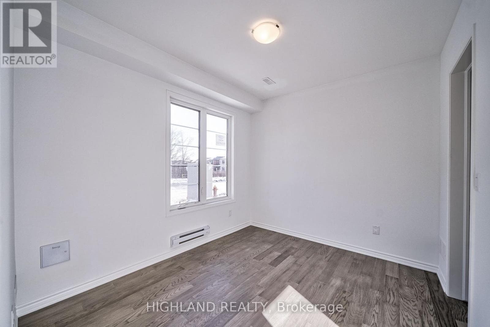 Single Family at 155 Settlers Road, Oakville (GO Glenorchy), Ontario - Photo 3 - RE/MAX Garden City Realty