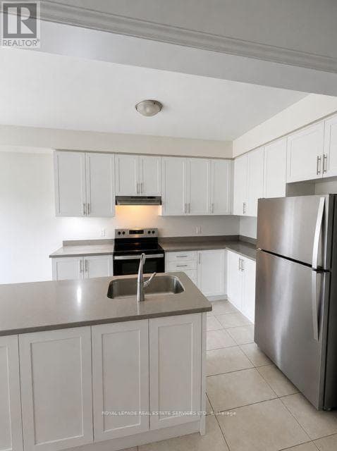 Single Family at 56- 166 Deerpath Drive, Guelph (Willow West/Sugarbush/West Acres), Ontario - Photo 4 - RE/MAX Garden City Realty
