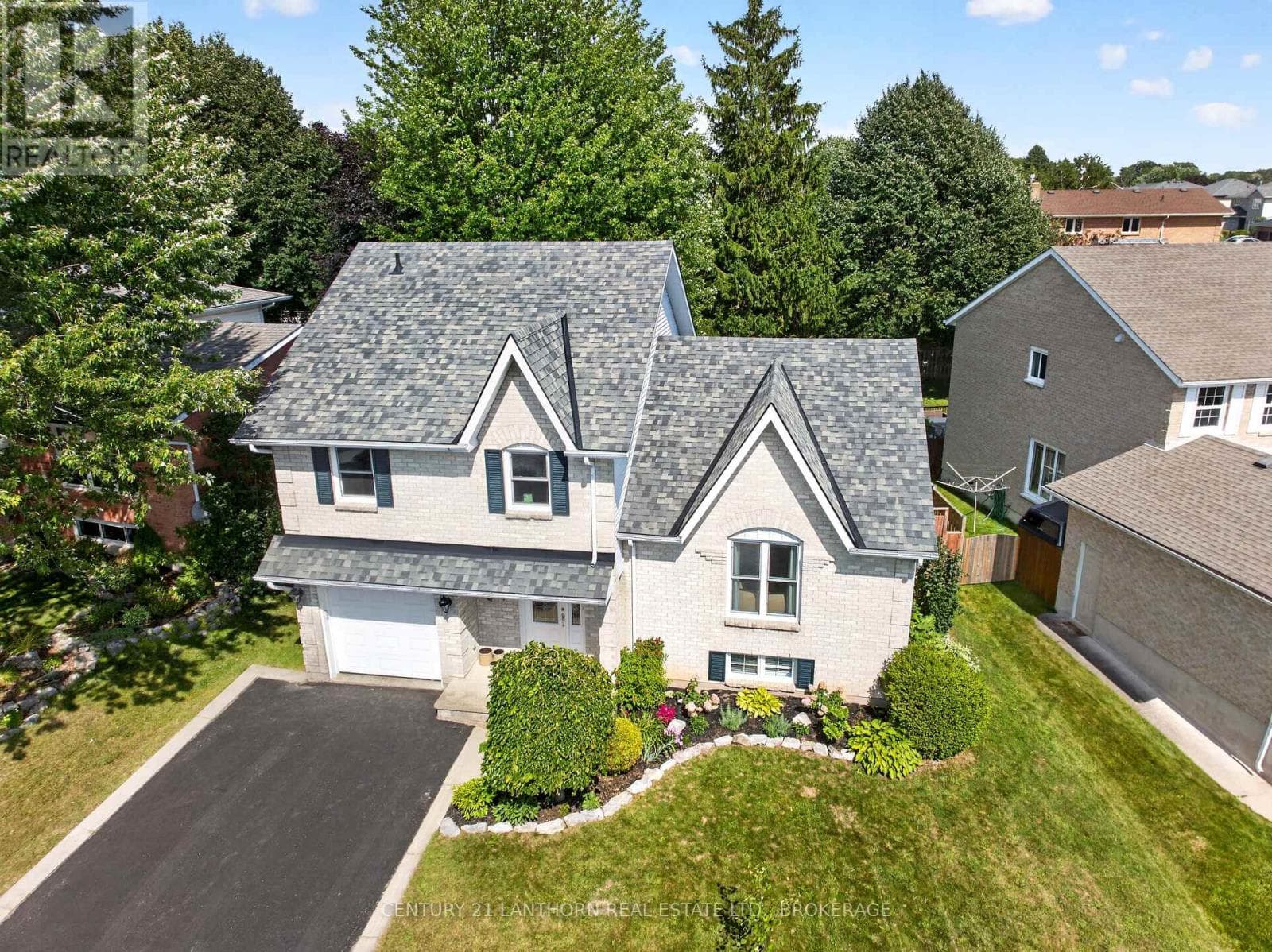 Single Family at 1006 Dillingham Street, Kingston (North of Taylor-Kidd Blvd), Ontario - Photo 2 - RE/MAX Garden City Realty